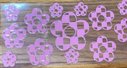 Checkered flowers pink